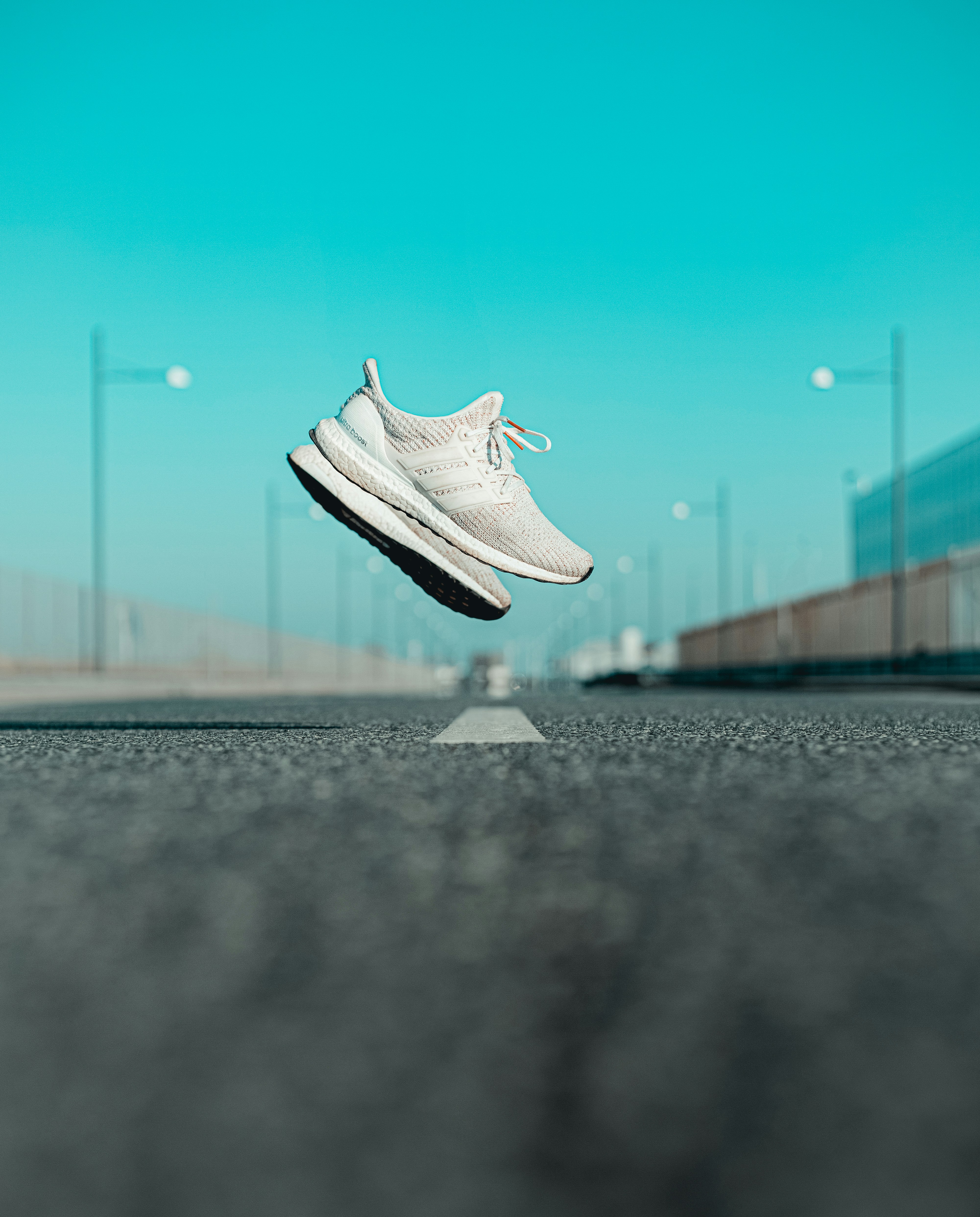 Men’s White Cross Trainers